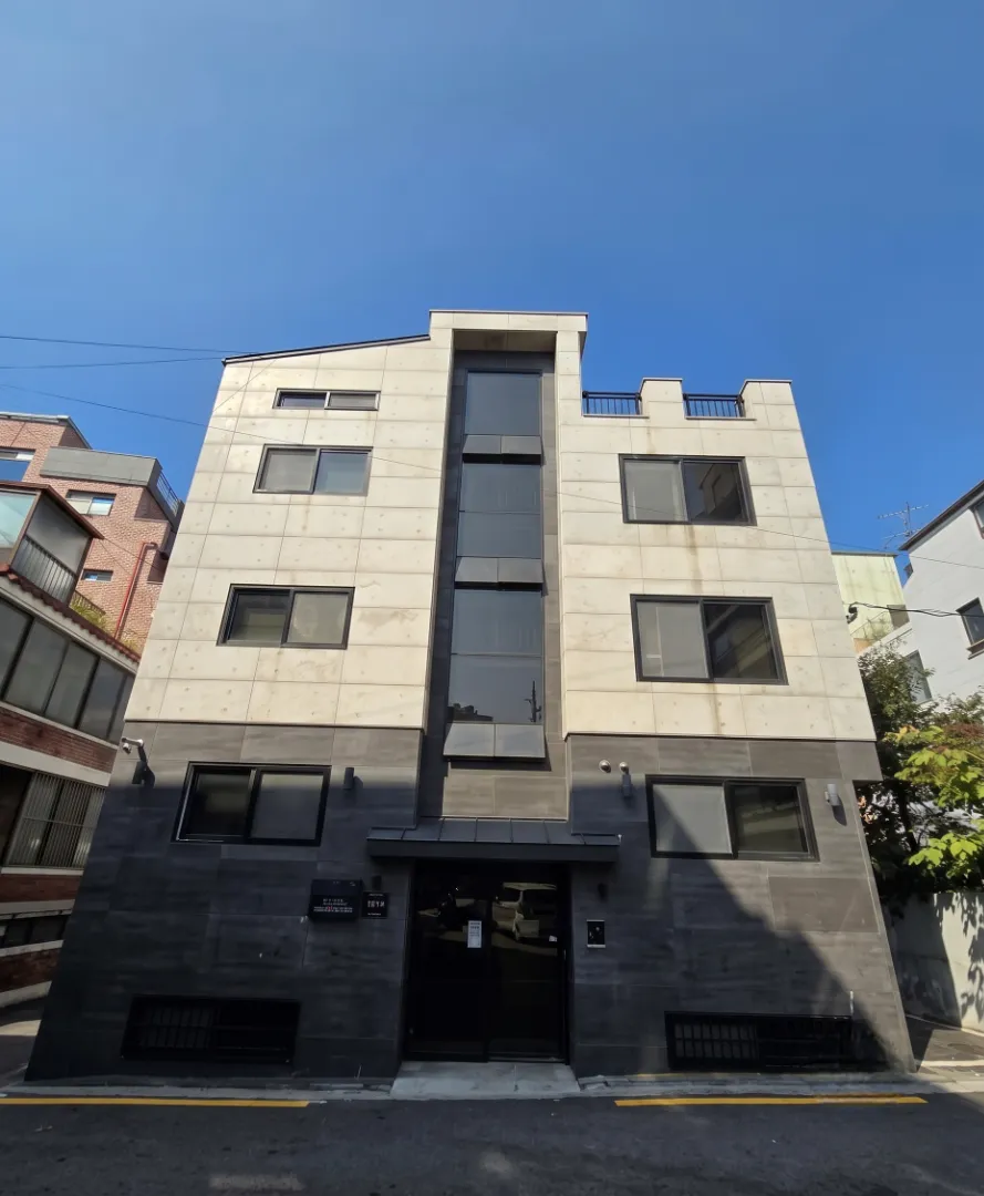 RAUM HOUSE